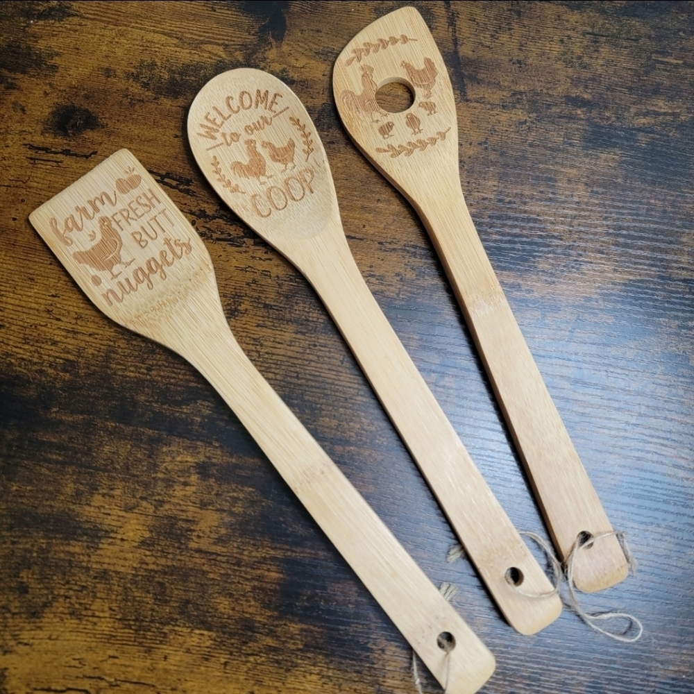 3pcs Engraved Wooden Kitchen Utensils Set Decor